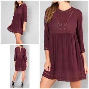 EUC Aritzia Wilfred Loisel Embroidered Eyelet Burgundy 3/4 Sleeves Mini Dress S 